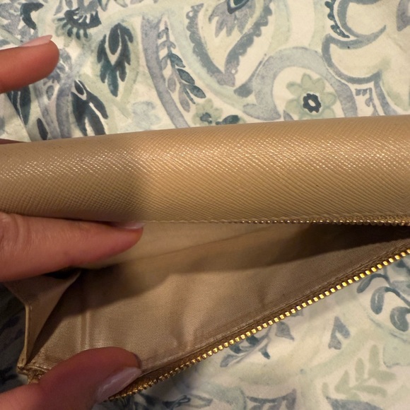 Prada Safiano multicolor cream wallet - Picture 10 of 13